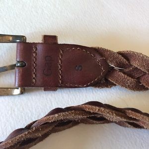 Gap brown belt